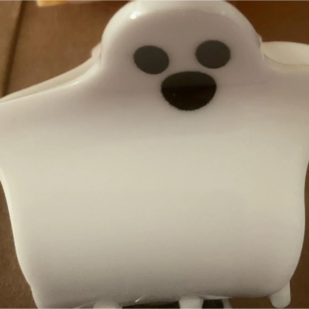 CUTE Fall Halloween Hair Clip Claw style Stong hold 2 1/2” in NEW Ghost NIP